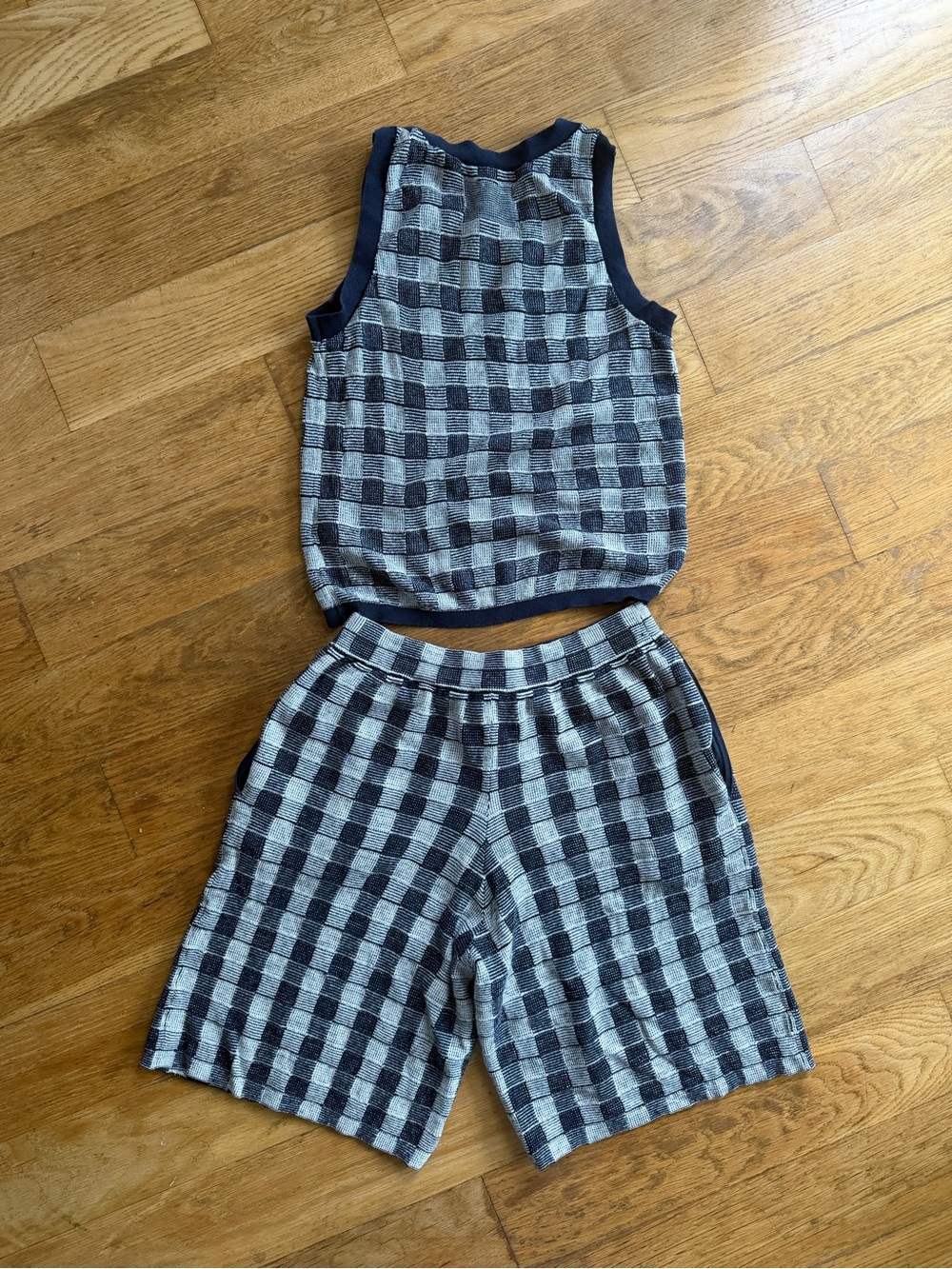 Guest In Residence Navy Gingham Set - Picture 5 of 5